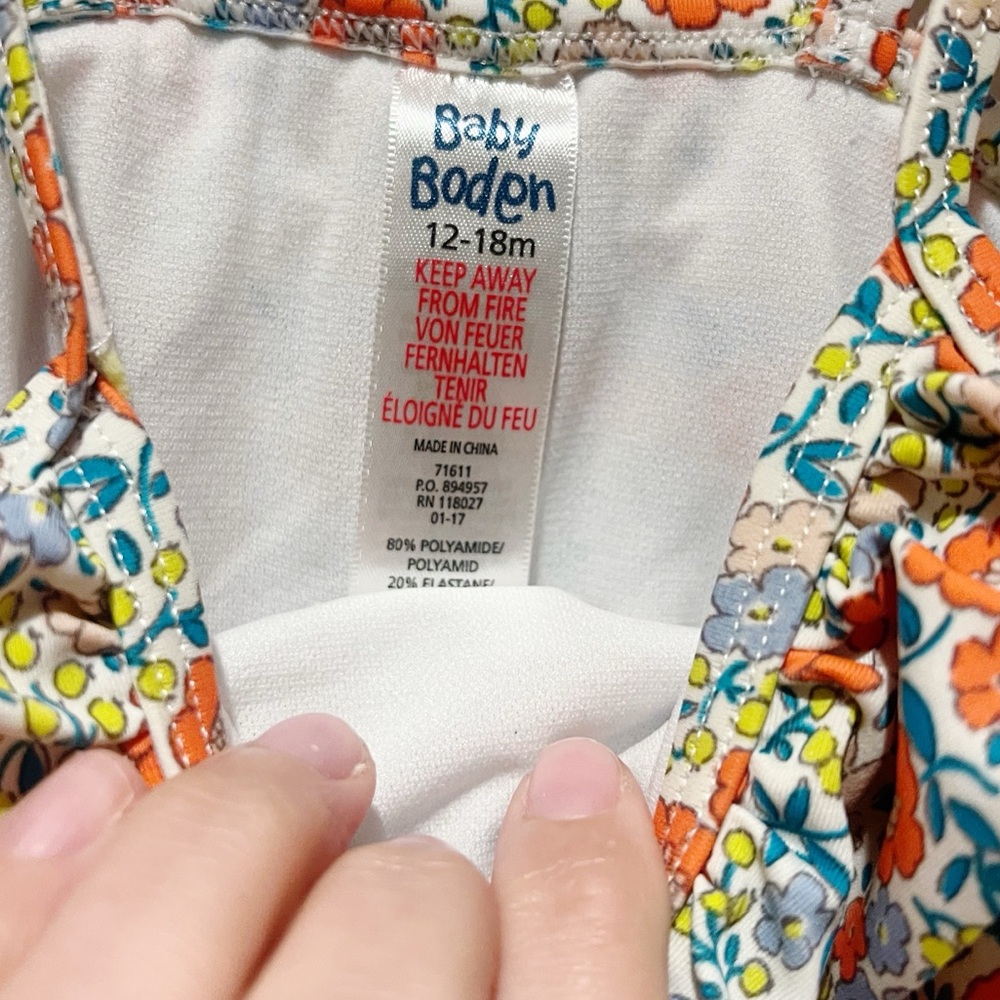 Baby Boden floral ruffle swimsuit - Picture 4 of 5